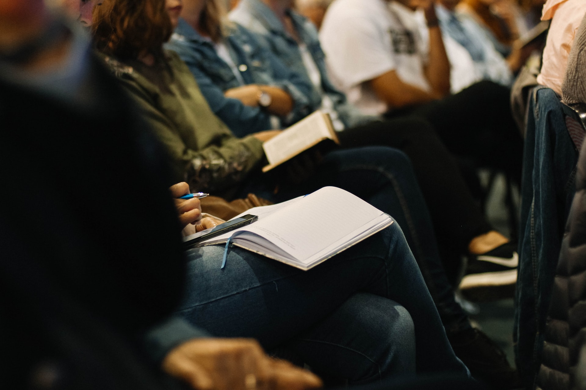 Some students lack engagement during (traditional or remote) lectures.